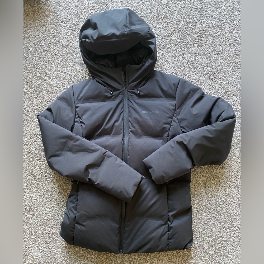 COPY - Patagonia Black Woman’s Jackson Glacier Jacket size s NWT